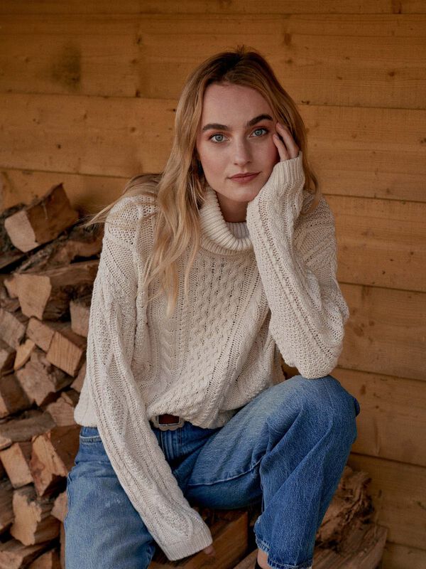 Chunky-Baumwollpullover mit Zopfmuster