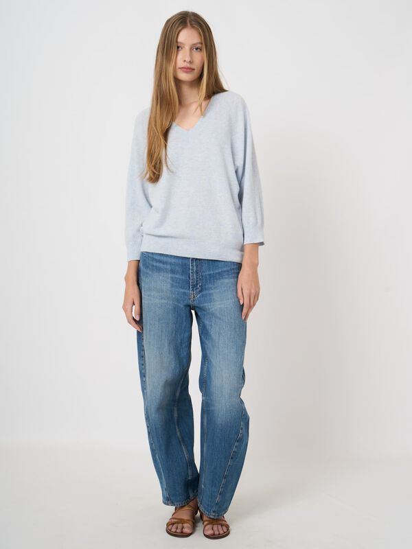 V-neck organic cashmere sweater