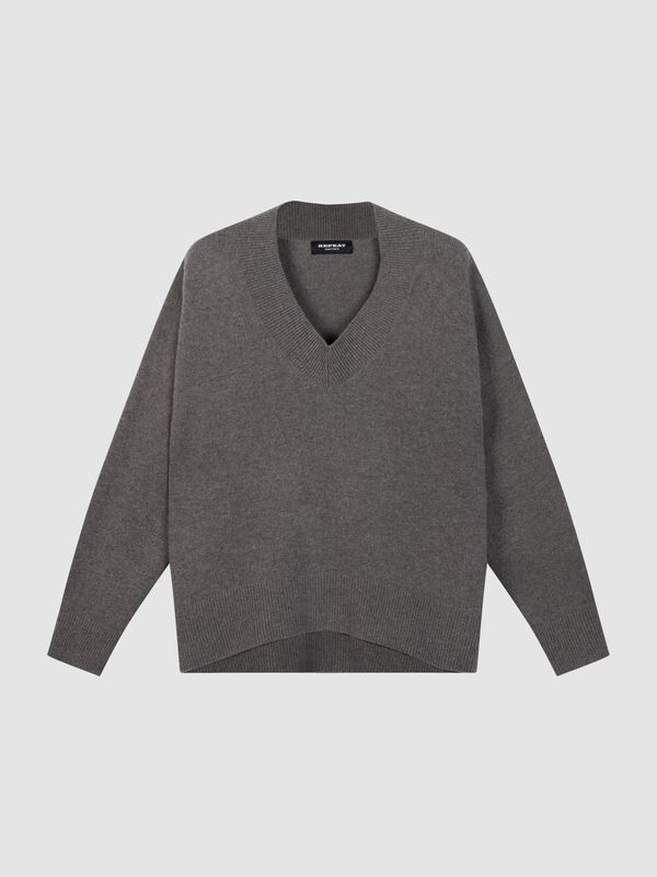Cashmere V-Neck Sweater with Longer Back Hem