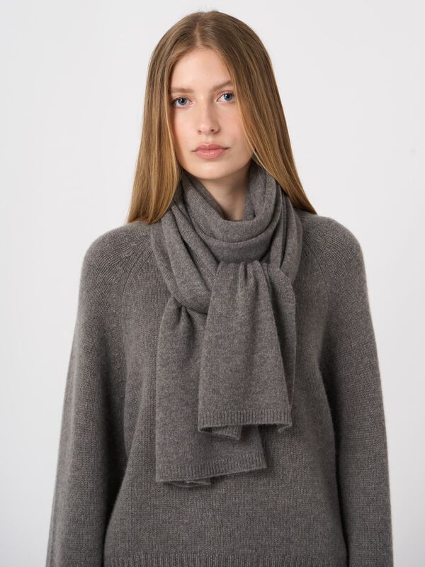 Fine-Knit Cashmere Scarf with Ribbed Edges