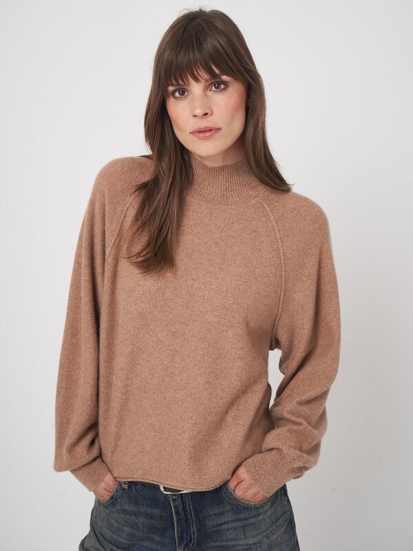 Boiled cashmere pullover with stand-up collar